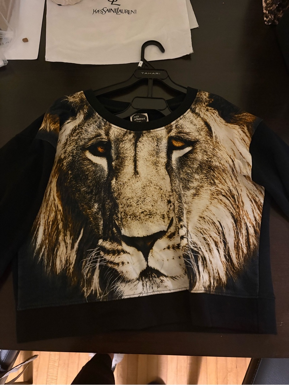 Lion Face Graphic Sweatshirt - Black/Tan - About A Girl